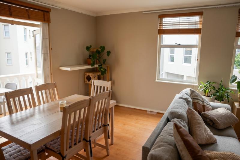To Let 2 Bedroom Property for Rent in Vredehoek Western Cape